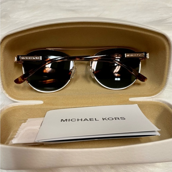 MICHAEL KORS AVIATOR STYLE MIRRORED SUNGLASSES NIB - Picture 14 of 16